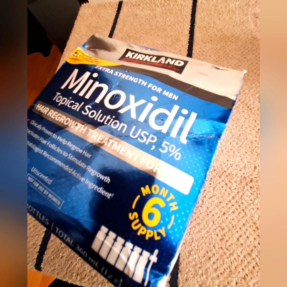 Kirkland Signature Blue Minoxidil Solution
